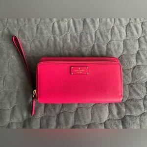 Kate Spade Travel Wallet